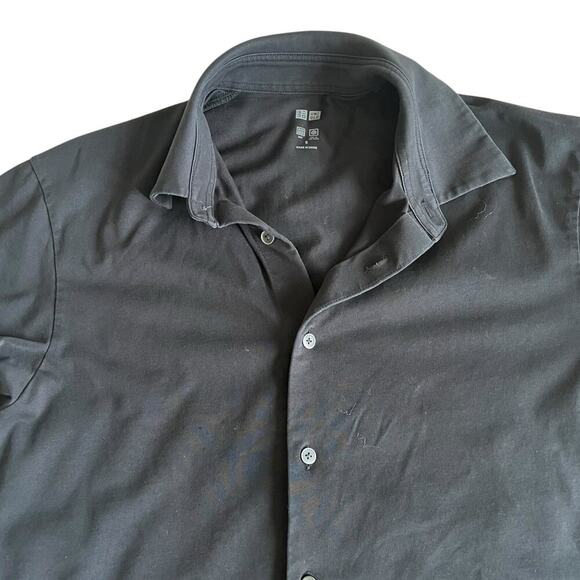 Uniqlo AIRism Button-Up Shirt Men’s SM Black Cotton Blend Short Sleeve Techwear - Picture 2 of 7